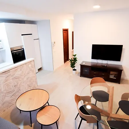 Appartamento Letmalaga Cobblestone St. Esterno foto